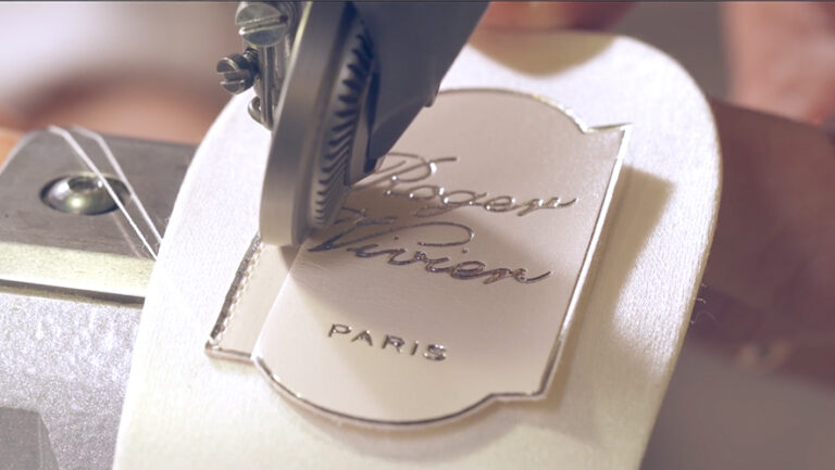 ROGER VIVIER - SOULIERS